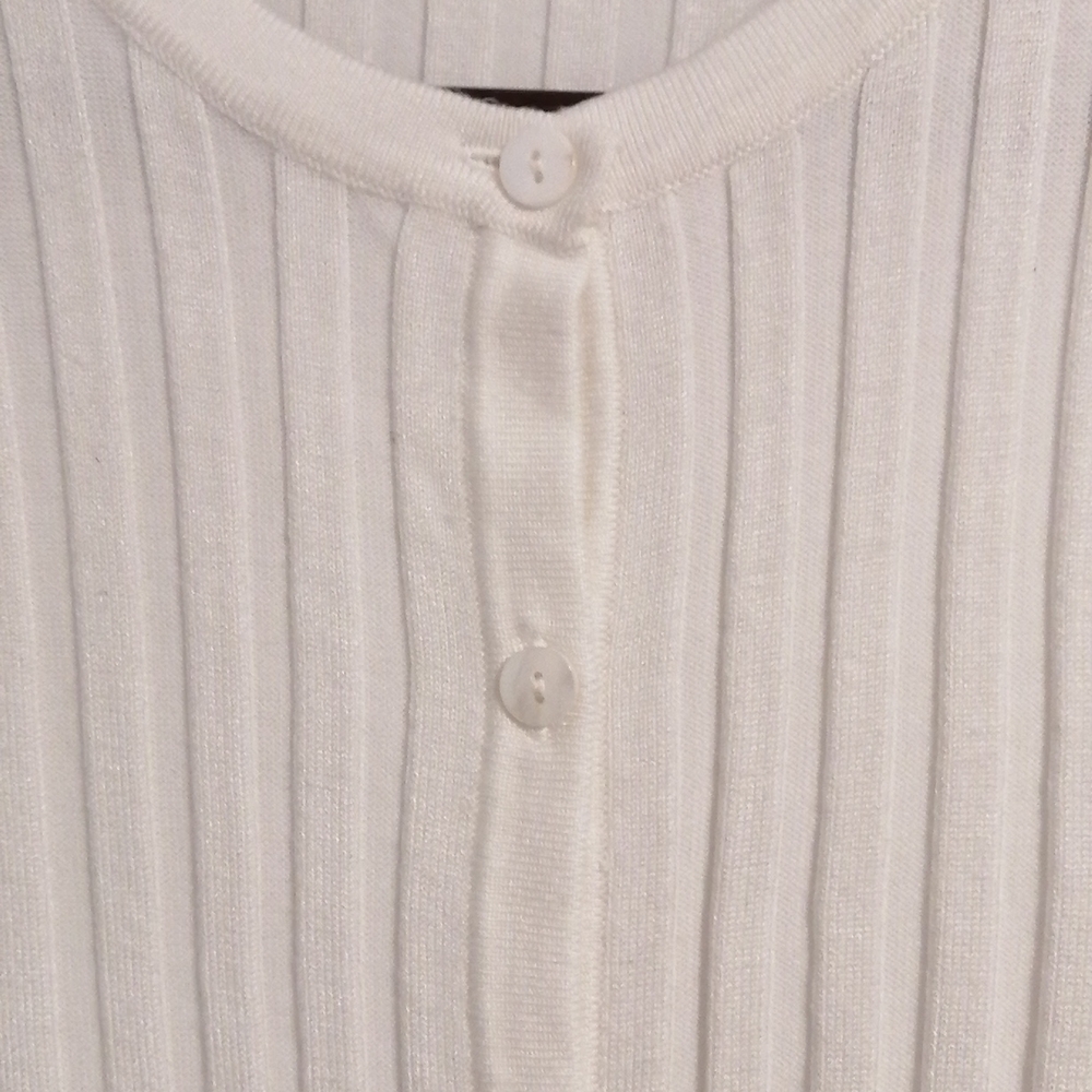 Missguided Ribbed Button Down Bodycon Dress - Picture 4 of 10